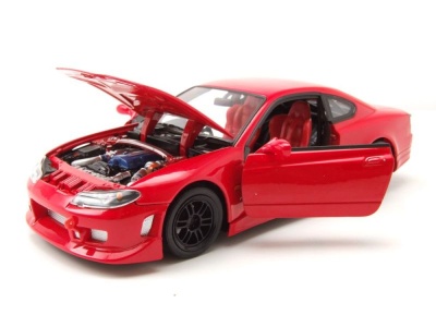 Nissan Silvia S-15 1999 rot Modellauto 1:24 Welly