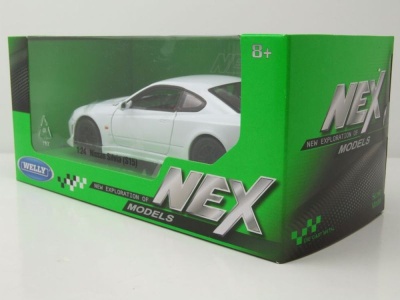 Nissan Silvia S-15 1999 weiß Modellauto 1:24 Welly