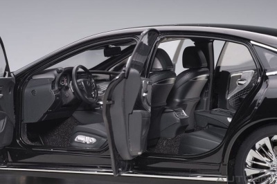 Lexus LC 500h 2018 schwarz Modellauto 1:18  Autoart