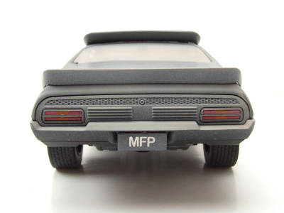 Ford Falcon XB Interceptor V8 1973 schwarz verschmutzt Mad Max ähnlich Modellauto 1:18 Greenlight Collectibles