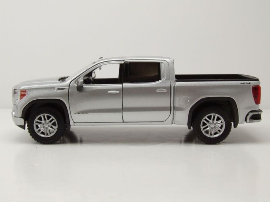 Motormax GMC Sierra 1500 Denali Modellauto 1:27 – Mit öffnenden Türen & Beweglichen Rädern