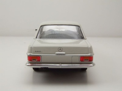 Mercedes 220 Strichacht /8 W114 1968 weiß Modellauto 1:24 Welly