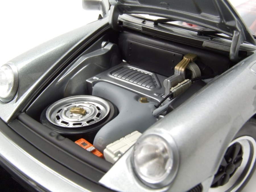 Porsche 911 Carrera Cabriolet 3.2