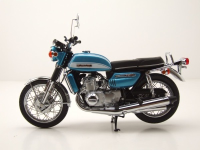 Suzuki GT 750 J 1973 grün Modellmotorrad 1:12 Minichamps