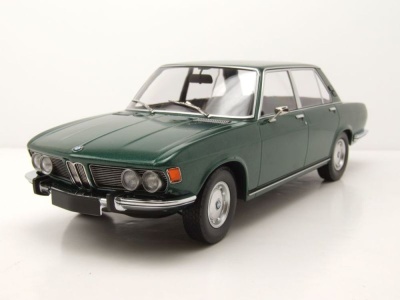 BMW 2500 E3 1968 grün metallic Modellauto 1:18 Minichamps