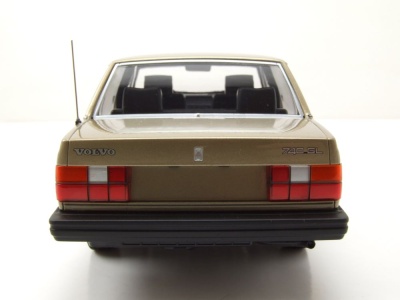 Volvo 740 GL 1986 gold Modellauto 1:18 Minichamps