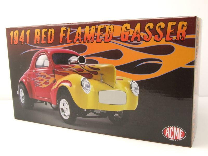 Modellauto Willys Gasser 1941 rot gelb mit Flammen Modellauto 1:18