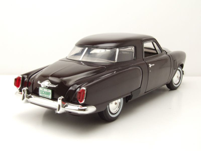 Studebaker Champion 1951 black cherry schwarz Modellauto...
