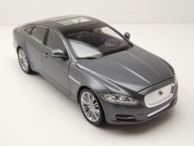 Jaguar XJ 2010 grau metallic Modellauto 1:24 Welly