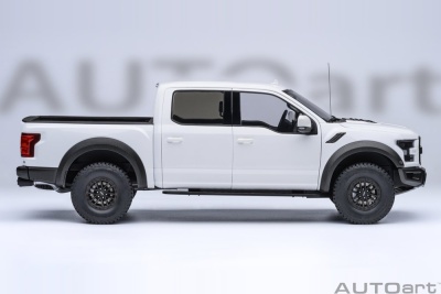 Ford F-150 Raptor Supercrew Pick Up 2017 weiß Modellauto 1:18 Autoart