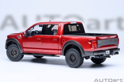 Ford F-150 Raptor Supercrew Pick Up 2017 rot Modellauto 1:18 Autoart