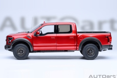 Ford F-150 Raptor Supercrew Pick Up 2017 rot Modellauto 1:18 Autoart