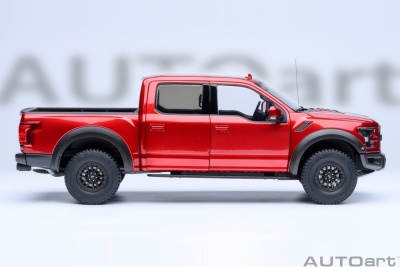 Ford F-150 Raptor Supercrew Pick Up 2017 rot Modellauto 1:18 Autoart