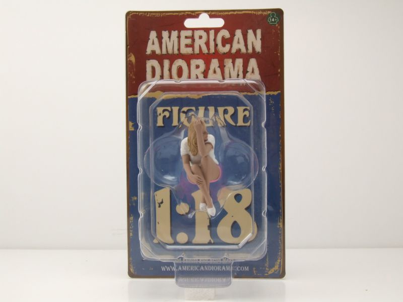 Figur Car Girls in Tees Madee sitzend für 1:18 Modelle American Diorama
