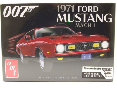 Ford Mustang Mach 1 1971 James Bond Diamantenfieber Kunststoffbausatz Modellauto 1:25 AMT
