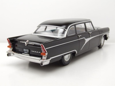 GAZ 13 Tschaika Chaika 1959 schwarz Modellauto 1:18 Triple9