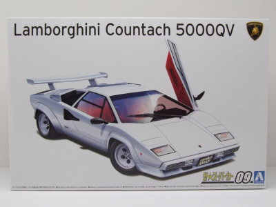 Lamborghini Countach 5000 Quattrovalvole Kunststoffbausatz 1:24 Aoshima