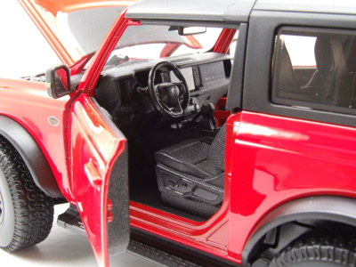 Ford Bronco Wildtrack 2021 rot schwarz Modellauto 1:18 Maisto