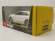 Porsche Macan 2014 weiß Modellauto 1:24 Bburago