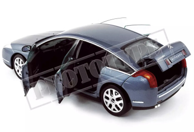 Citroen C6 2005 grau metallic Modellauto 1:18 Norev