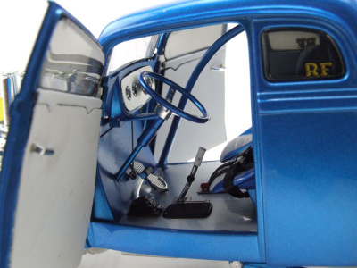 Willys Gasser 1933 blau mit Flammen Modellauto 1:18 Acme