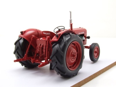 Schlüter Super 1500 TV Traktor 1970 rot Modellauto 1:32 Schuco