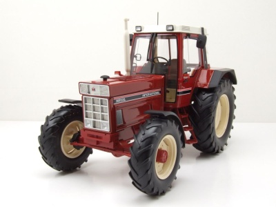 IHC 1455 XL Traktor rot Modellauto 1:18 Schuco