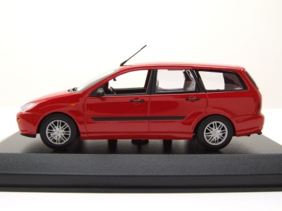 Ford Focus Turnier Kombi 1998 rot Modellauto 1:43 Maxichamps