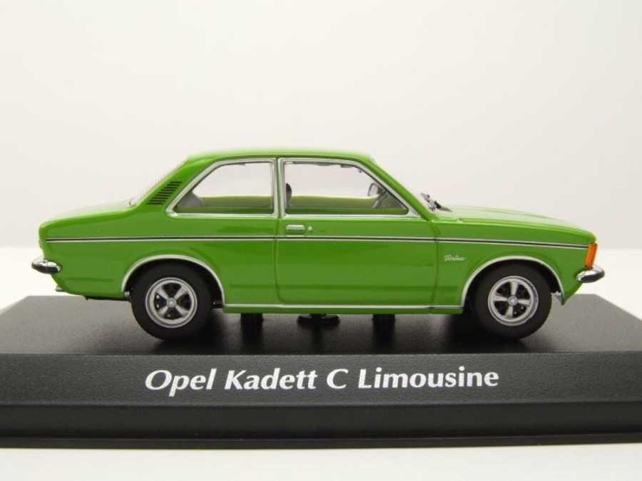 Modellauto Opel Kadett C 1978 grün Modellauto 143 Maxichamps, 37,90