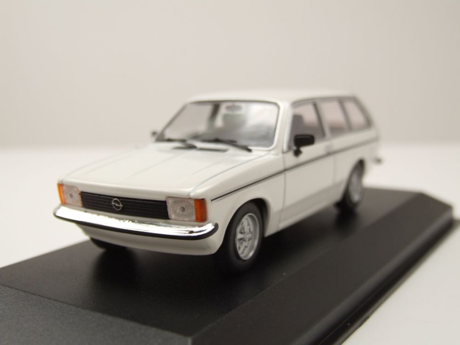 Opel Kadett C Caravan L Kombi 1978 weiß Modellauto 1:43 Maxichamps