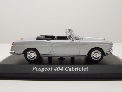 Peugeot 404 Cabrio 1962 silber Modellauto 1:43 Maxichamps