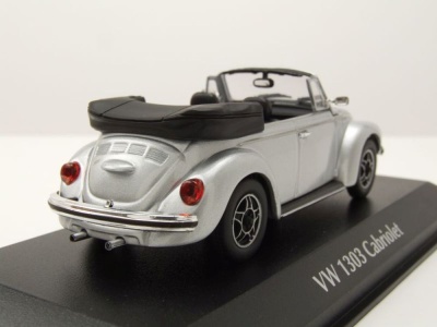 VW 1303 Käfer Cabrio 1979 silber Modellauto 1:43 Maxichamps