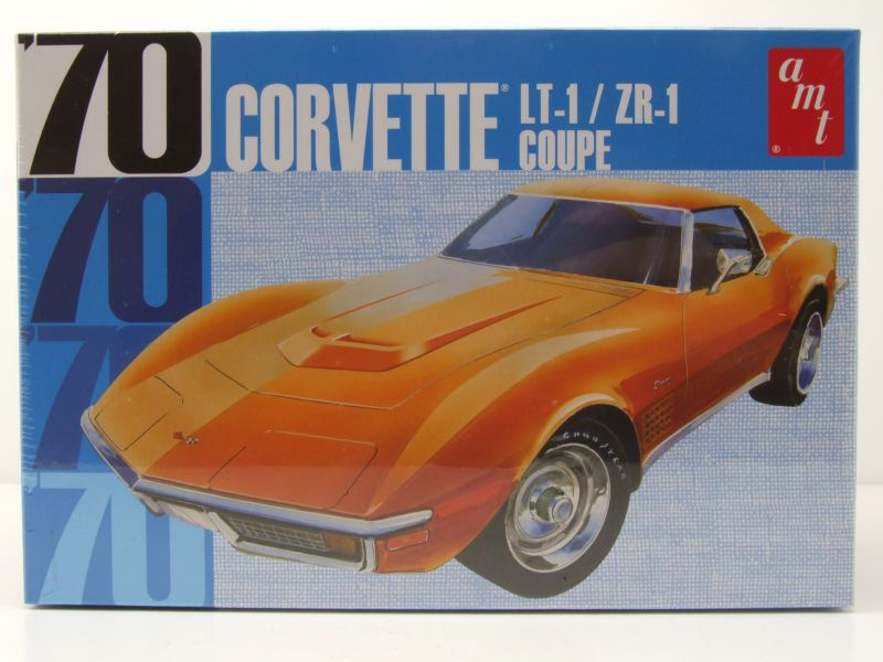 Color Blanco AMT AMT1097 1:25 1970 Chevy Corvette Coupe 