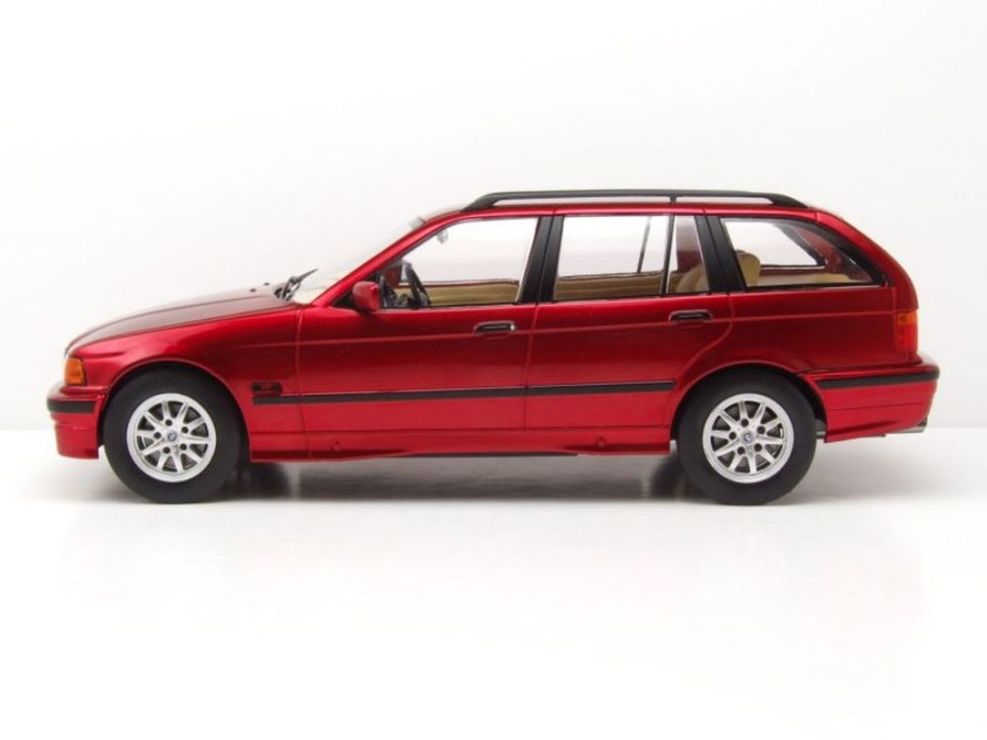 BMW 3er (E36) Touring in Dunkelgrün, Baujahr 1995
