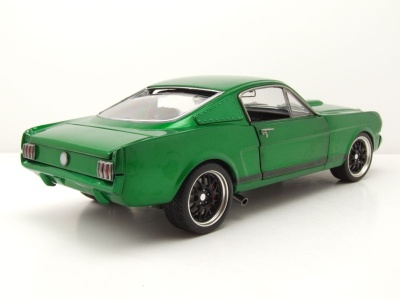 Ford Shelby Mustang GT350 Street Fighter Green Hornet...