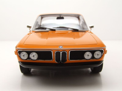 BMW 3,0 CSL 1971 orange Modellauto 1:18 Minichamps