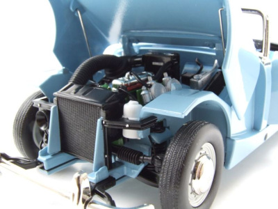 Austin Healey Sprite hellblau Modellauto 1:18 Kyosho