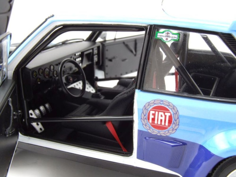 Fiat 131 Abarth Lacs Costa Smeralda 1981 #1 Martini Modèle 1:18 Kyosho 4548565405480
