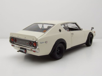 Nissan Skyline 2000 GT-R KPGC110 1972 weiß...