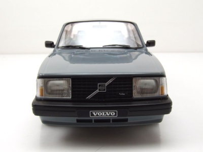 Volvo 240 Turbo Custom 1986 grau Modellauto 1:18 ixo models