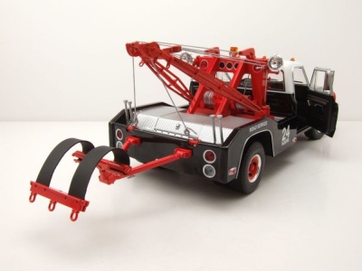 Chevrolet C-30 Dually Wrecker 1970 Texaco 24 Hour Road Service Modellauto 1:18 Greenlight Collectibles