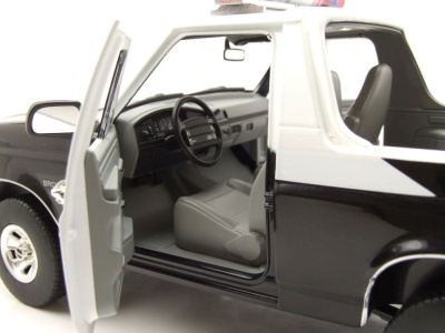 Ford Bronco Oklahoma Highway Patrol 1996 schwarz weiß Modellauto 1:18 Greenlight Collectibles