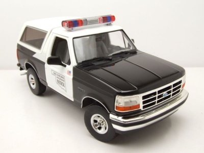 Ford Bronco Oklahoma Highway Patrol 1996 schwarz weiß Modellauto 1:18 Greenlight Collectibles