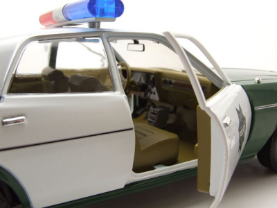 Plymouth Fury 1975 grün weiß Capitol City Police Modellauto 1:18 Greenlight Collectibles
