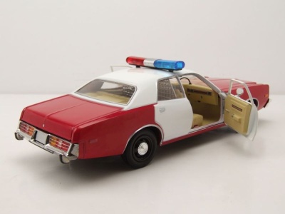 Dodge Monaco 1977 rot weiß Finchburg County Sheriff Modellauto 1:24 Greenlight Collectibles