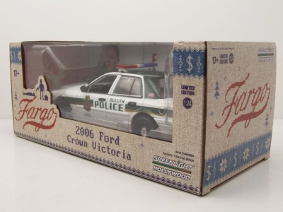 Ford Crown Victoria 2006 weiß Police Interceptor Fargo TV-Serie Modellauto 1:24 Greenlight Collectibles