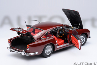 Aston Martin DB5 1964 rot Modellauto 1:18 Autoart