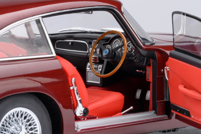 Aston Martin DB5 1964 rot Modellauto 1:18 Autoart