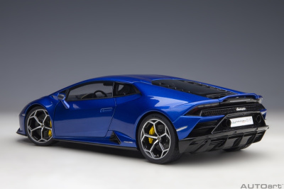 Lamborghini Huracan EVO 2019 blau Modellauto 1:18 Autoart