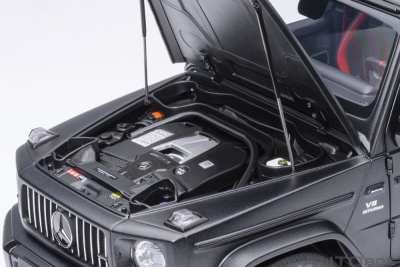 Mercedes AMG G63 2019 designo night schwarz Modellauto 1:18 Autoart